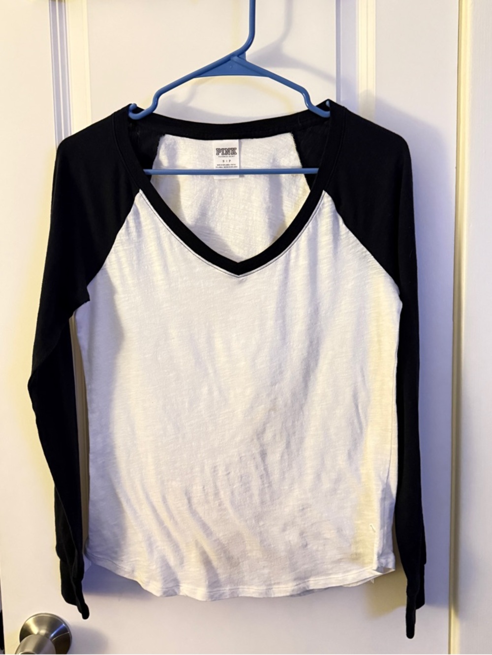 Victoria’s Secret PINK raglan/baseball shirt, size S